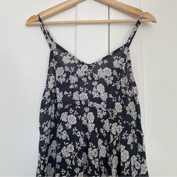 Acacia Swimwear Emmett Tencel Dress - Blossom Print - Picture 3 of 6